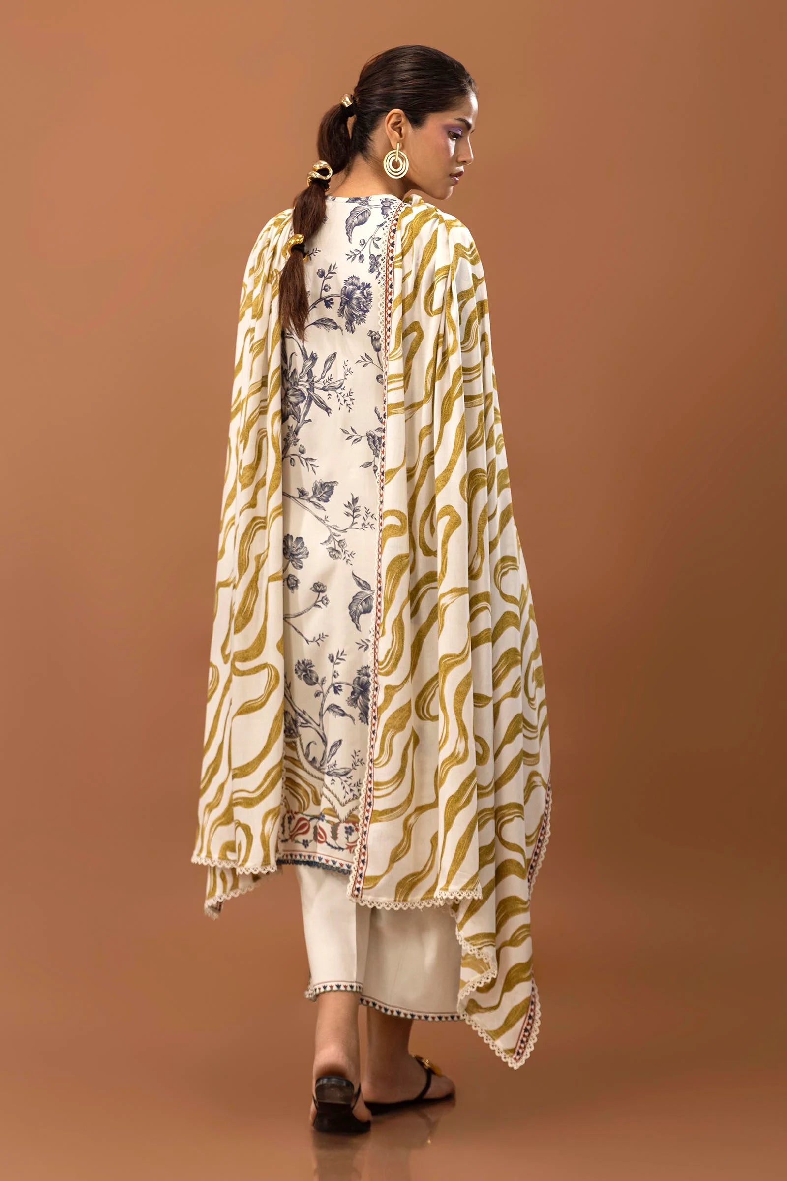 Sana Safinaz Mahay 4B Linen 3 Piece Suit SAN301