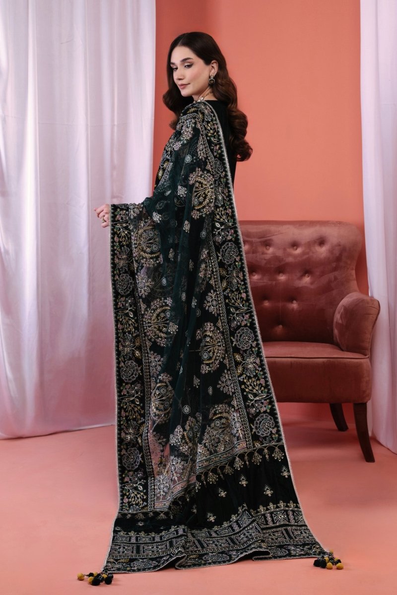 Mihrimah Luxury Velvet Wedding Wear Emerald Green MIH87 - Designer dhaage