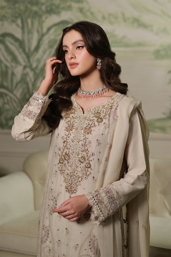 Wardah Uzair Embellished Chiffon Pakistani Wedding Wear WAR27 - Designer dhaage